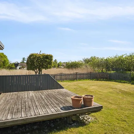Cozy Summer House In Fons With Sea View Feriehus *
